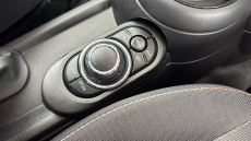 MINI Hatchback 1.5 Cooper Classic 3dr Auto Petrol Hatchback